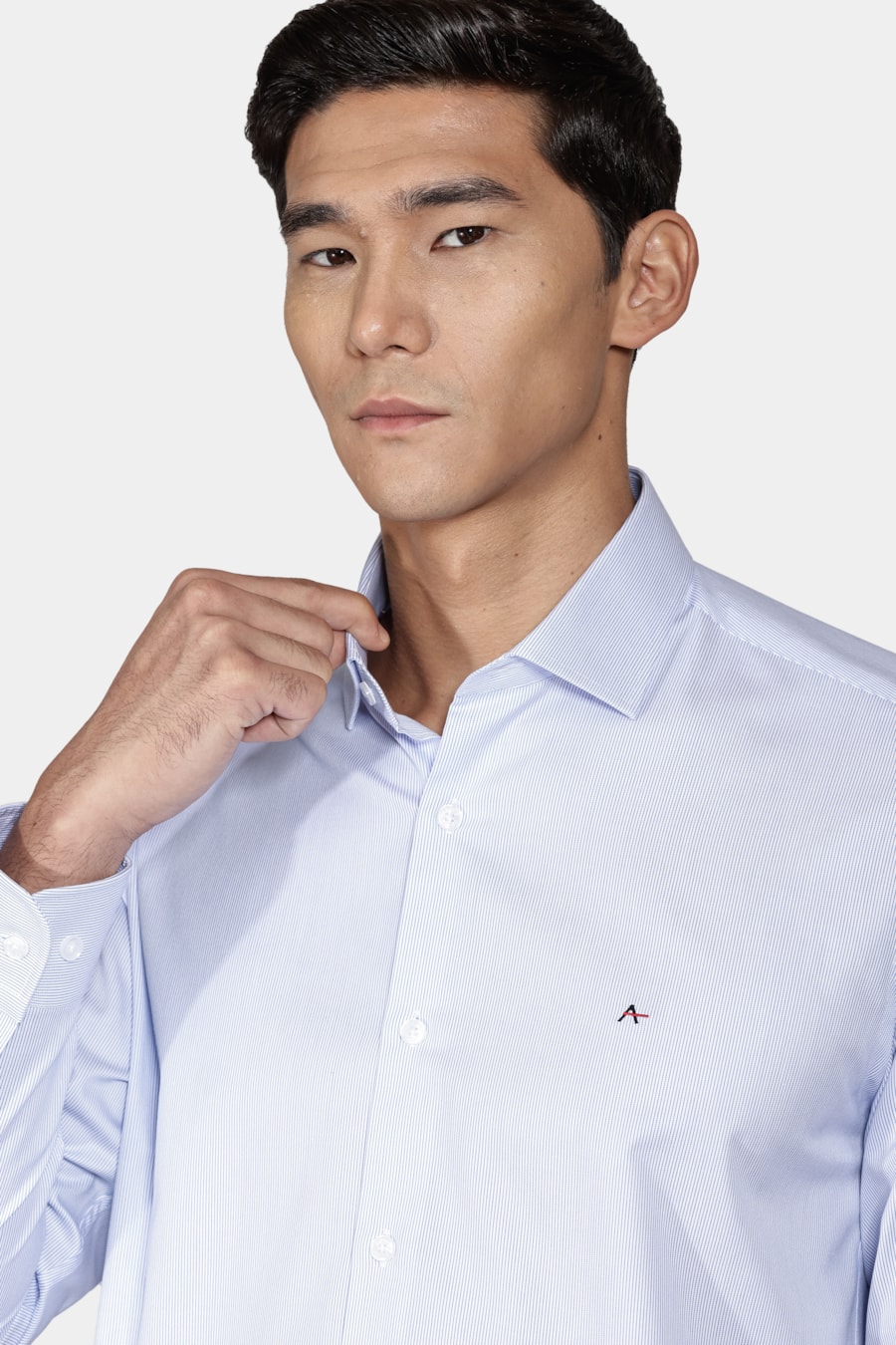 Camisa Slim Tricoline Listrada Branco Com Azul — foto 3 de 5