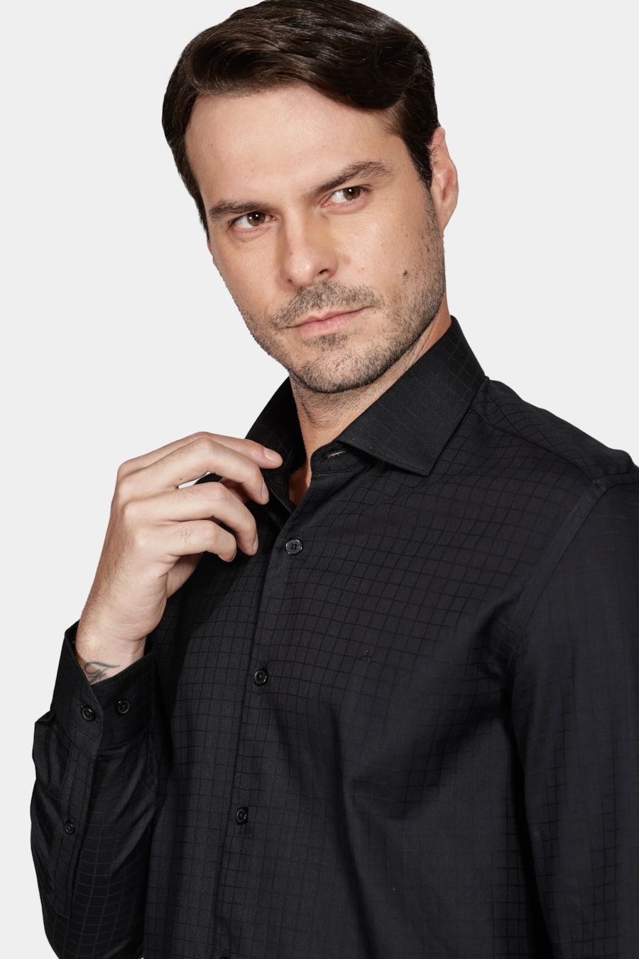 Camisa Slim Tricoline Maquinetada Preto — foto 3 de 5