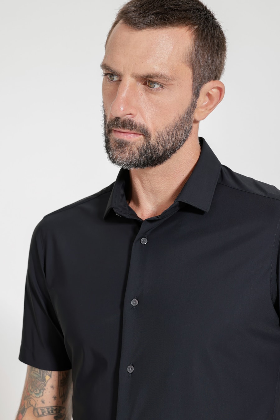 Camisa Urban Fresh Manga Curta Preto — foto 3 de 5