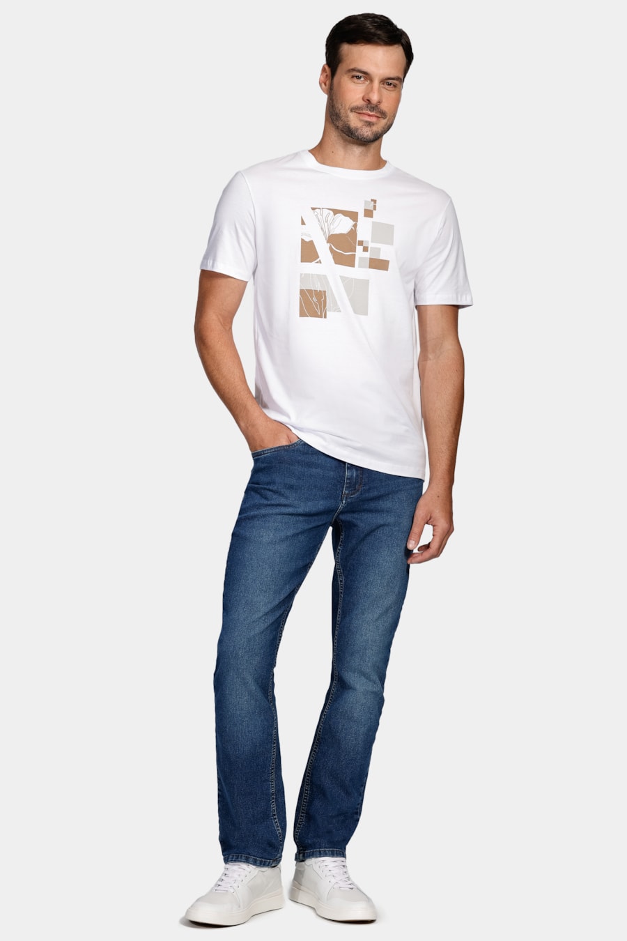 Camiseta a Lírio Pixels Branco — foto 2 de 4