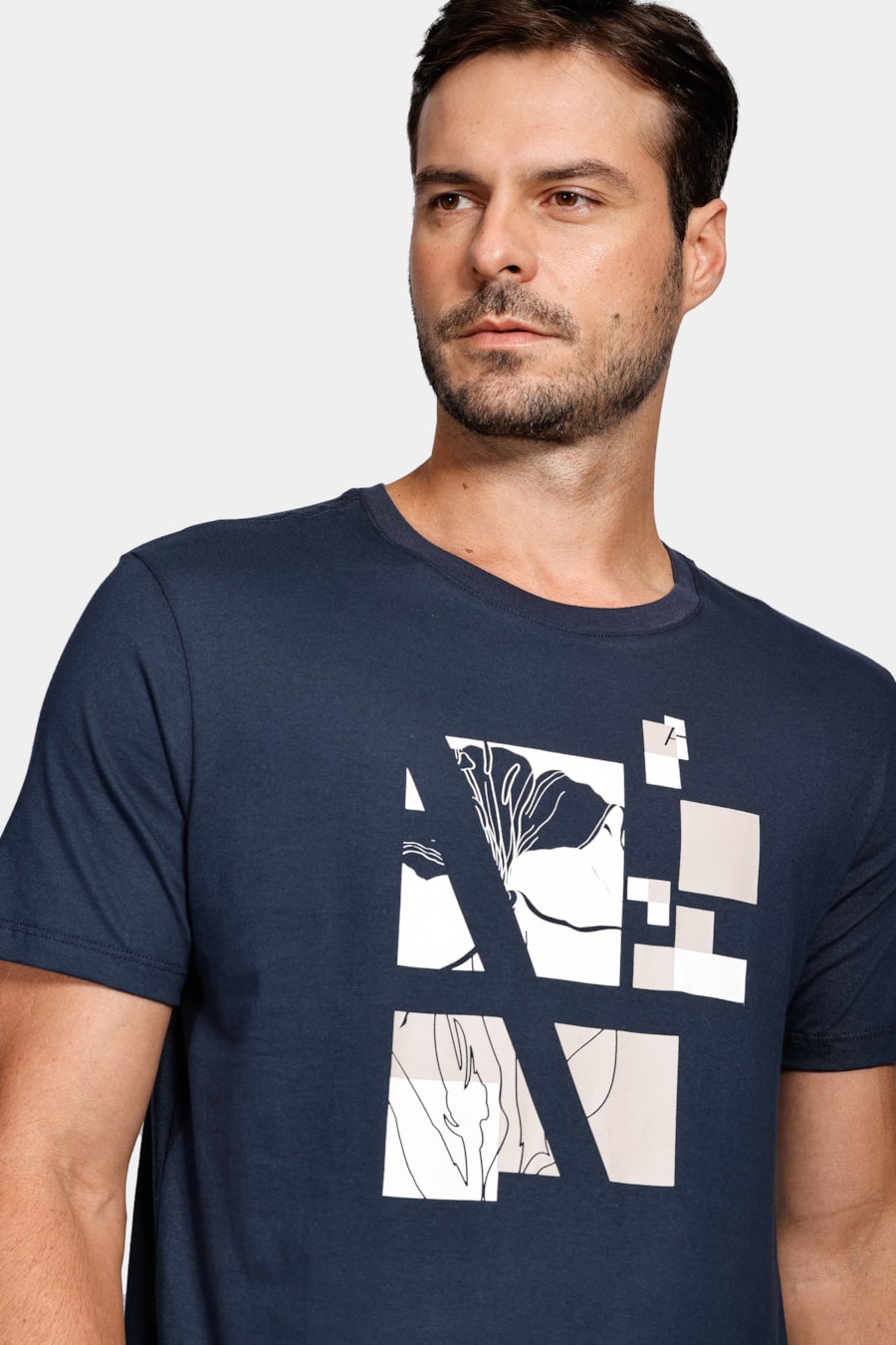 Camiseta a Lírio Pixels Marinho — foto 3 de 4