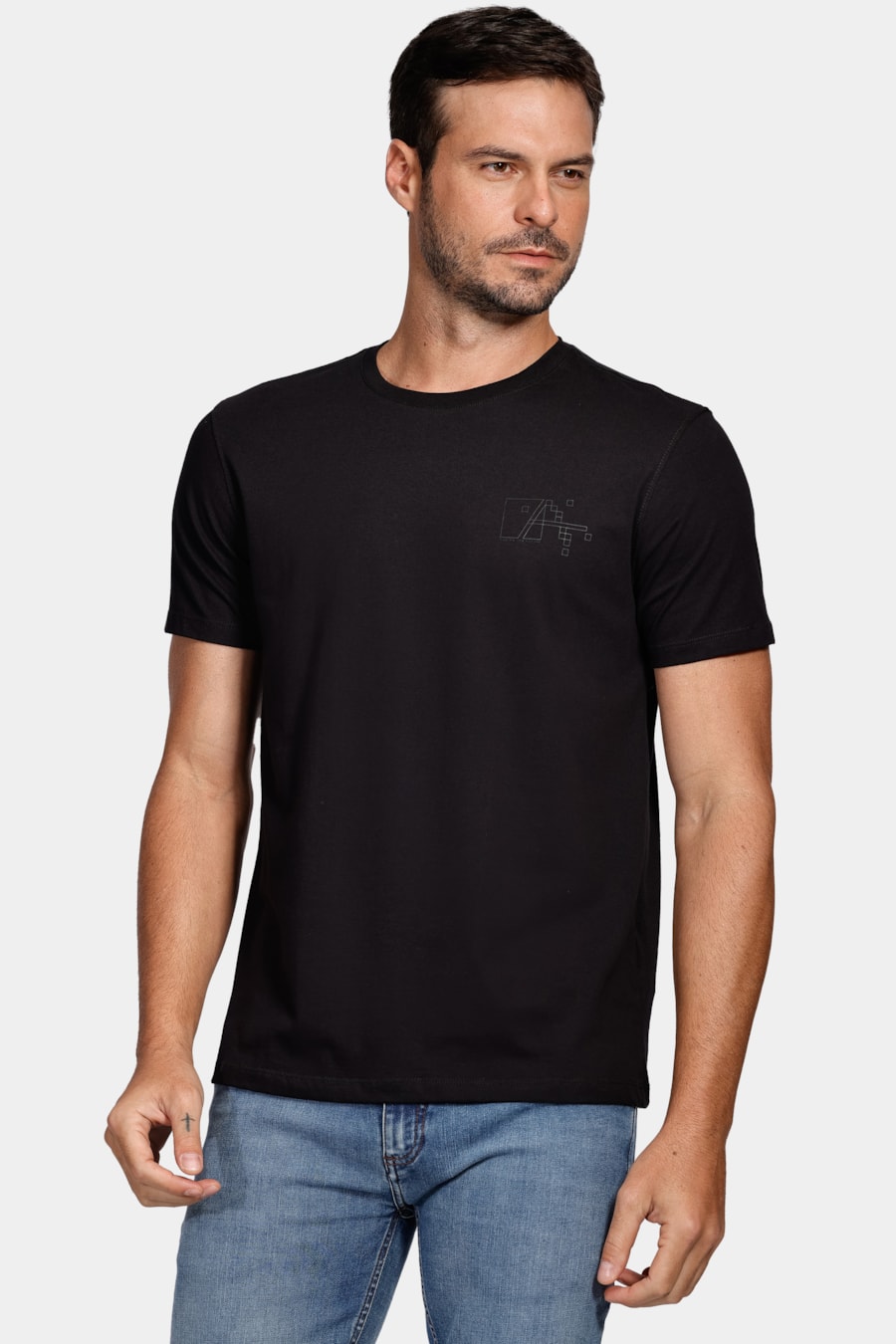 Camiseta a Pixel Outline Preto — foto 1 de 4