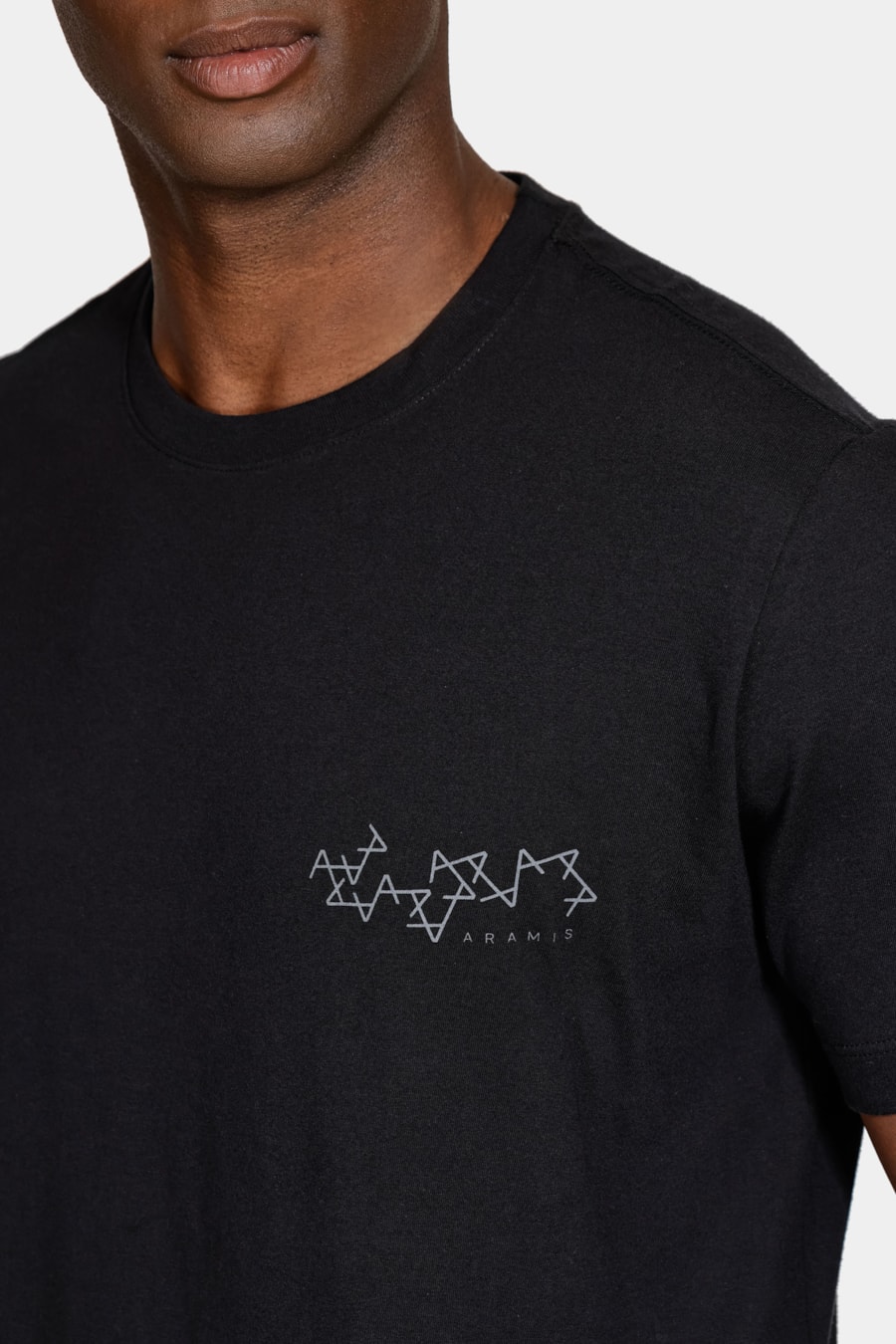 Camiseta Algodão Manga Curta Iconica Preto — foto 3 de 5