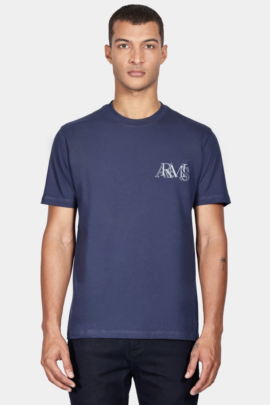 Camiseta Aramis Bordado Azul Marinho — foto 1 de 5