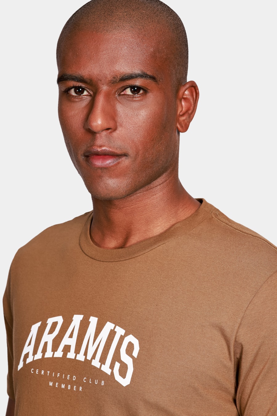 Camiseta Aramis College de Algodão Cáqui Mascavo — foto 3 de 4