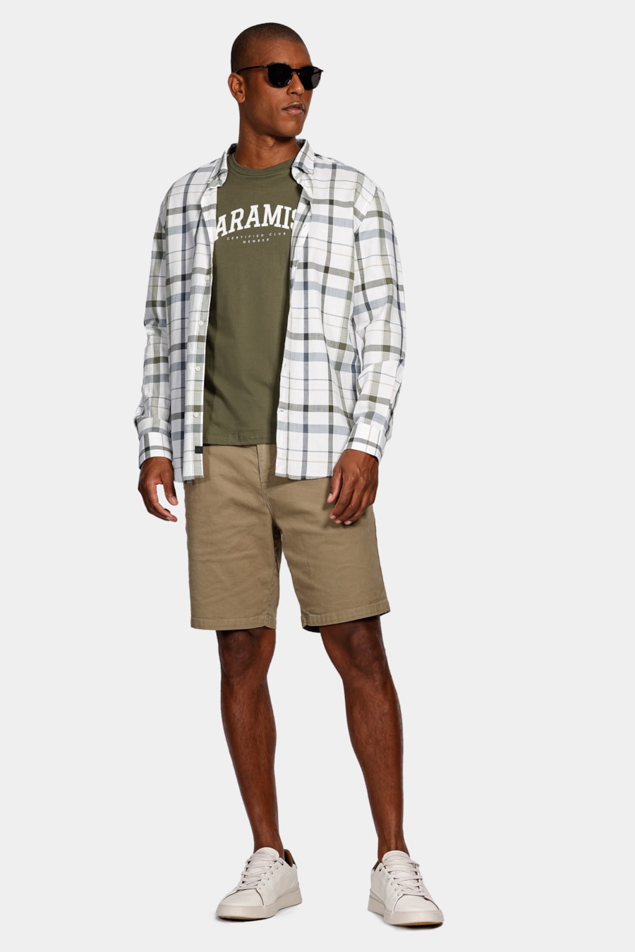 Camiseta Aramis College de Algodão Verde Militar — foto 2 de 4