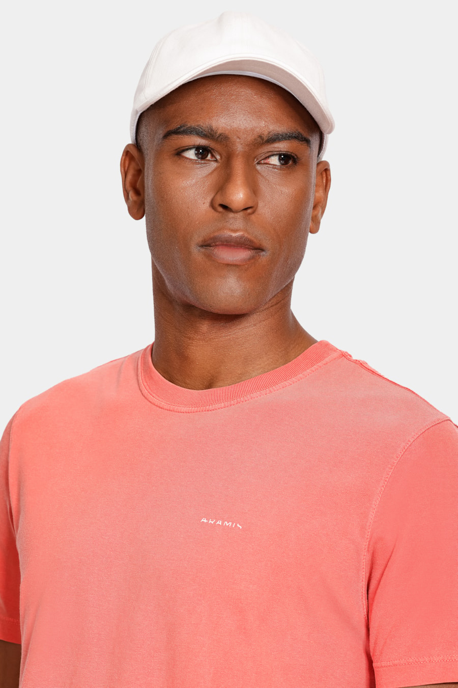Camiseta Aramis Cortado Stone Vermelho Cereja — foto 3 de 4