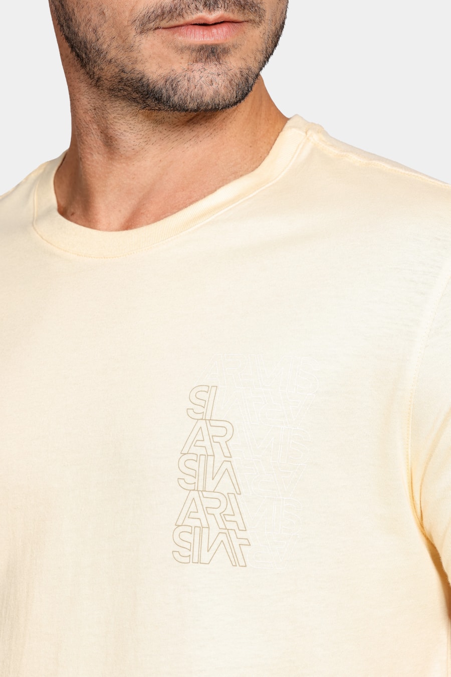 Camiseta Aramis Espelhado Outline Amarelo Dente Leão — foto 3 de 4