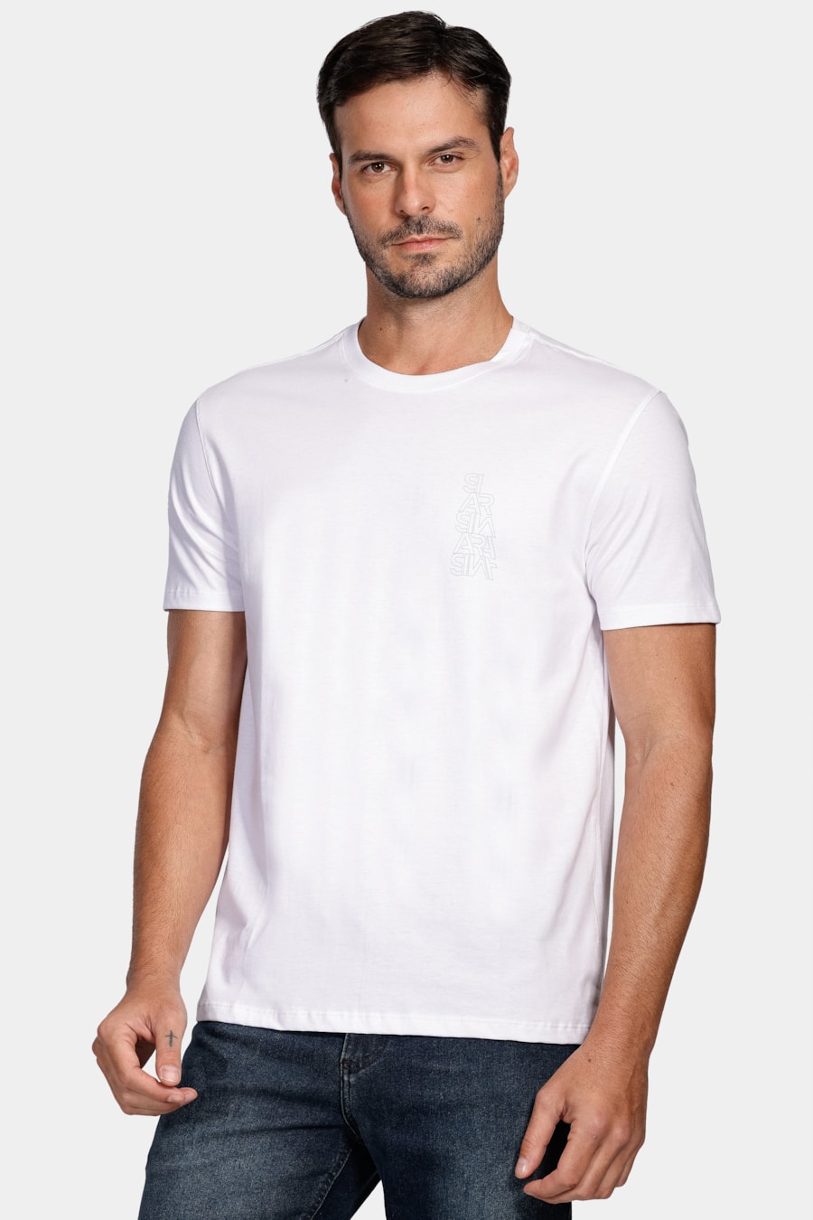Camiseta Aramis Espelhado Outline Branco — foto 1 de 4