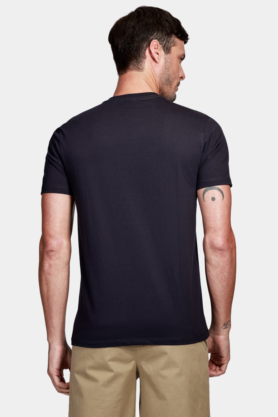 Camiseta Aramis Espelhado Outline Marinho — foto 4 de 4