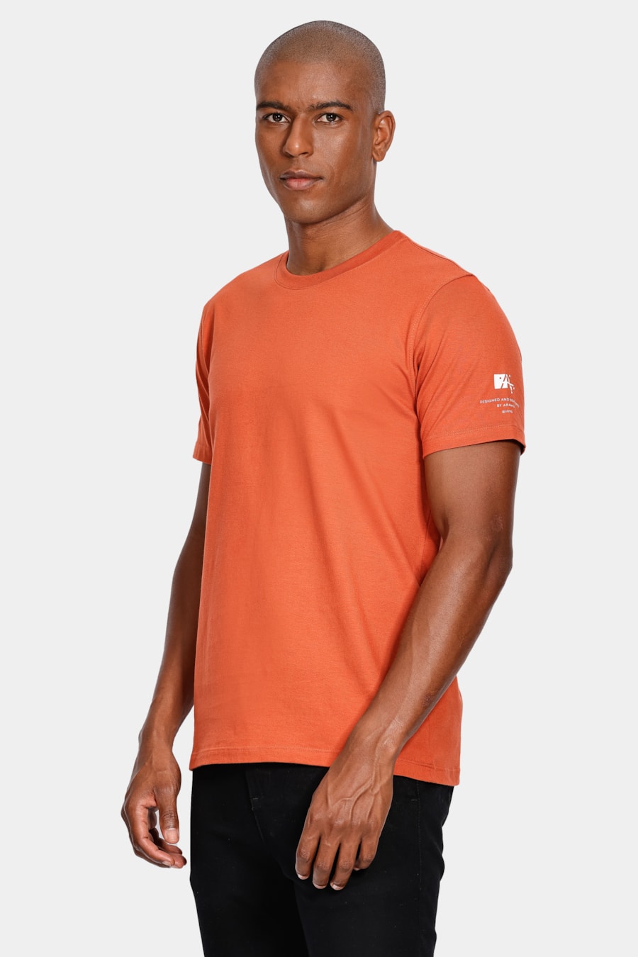 Camiseta Aramis Pixel Manga Laranja Ferrugem — foto 1 de 4