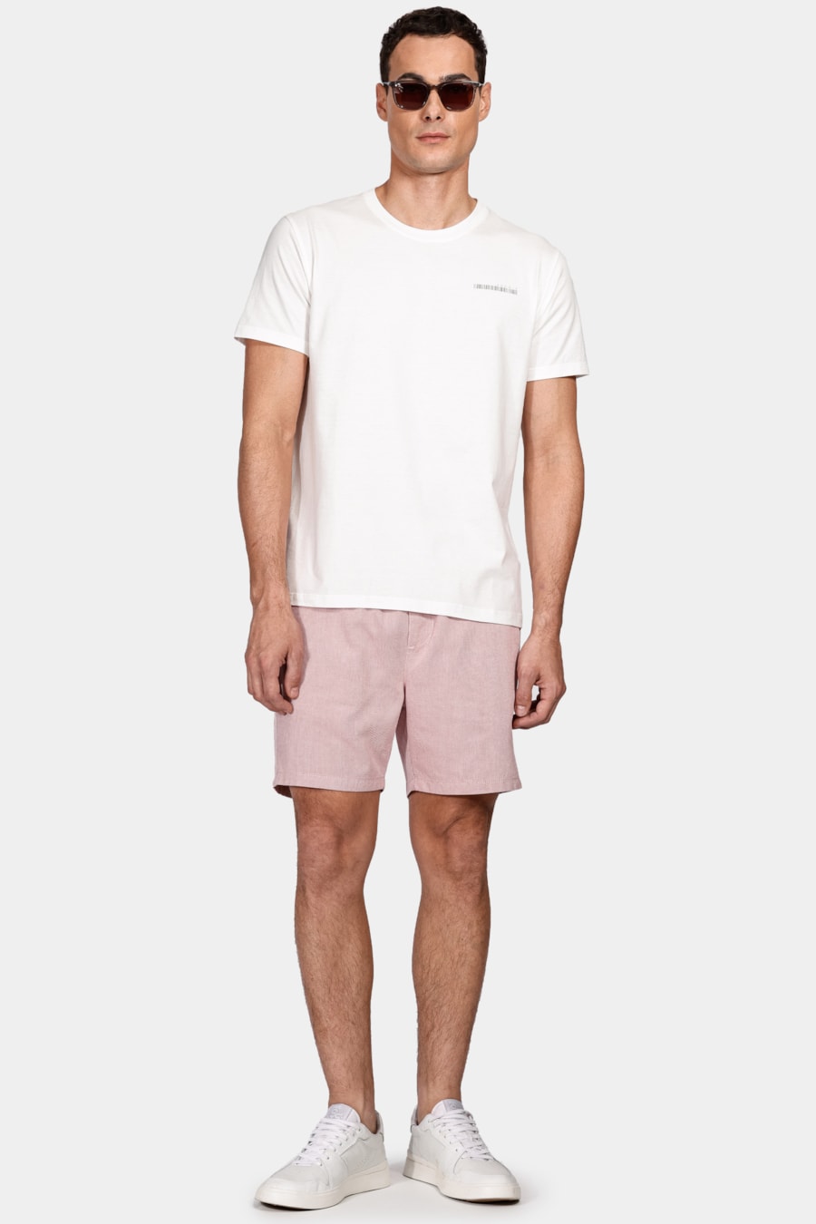 Camiseta Assinatura Aramis Barcode Off White — foto 2 de 4