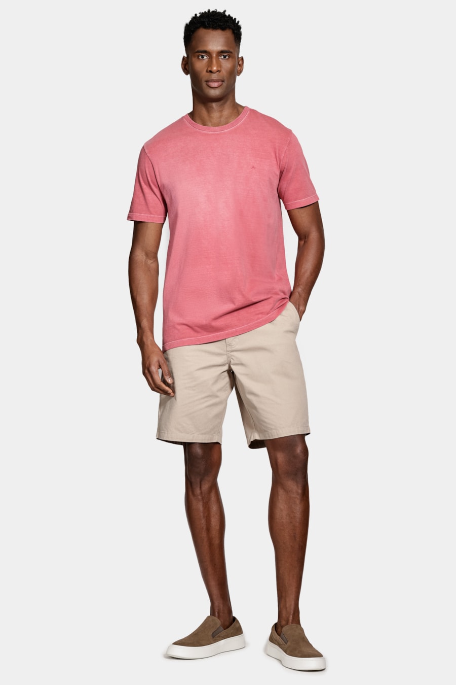 Camiseta Básica Algodão Manga Curta Bordado Vermelho Tomate — foto 2 de 5