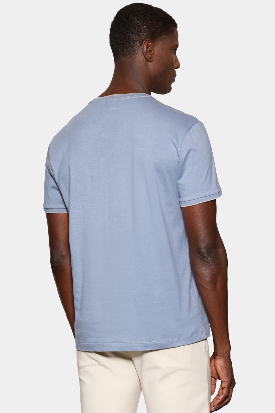 Camiseta Básica Friso na Gola Aluminio 117 — foto 4 de 5