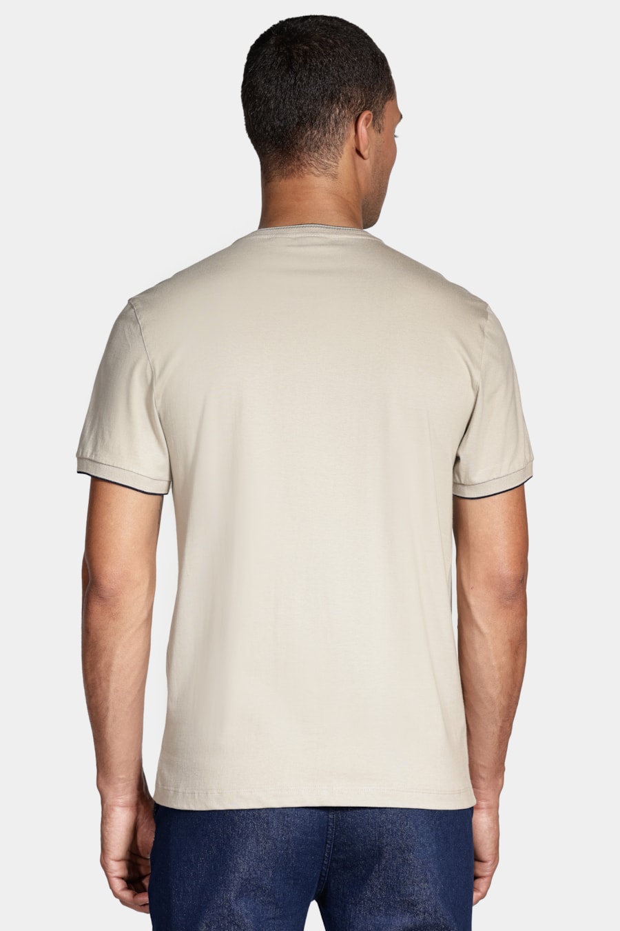Camiseta Básica Friso na Gola Amendoa — foto 4 de 5