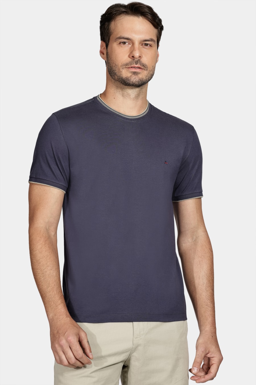 Camiseta Básica Friso na Gola Azul Marinho — foto 1 de 6