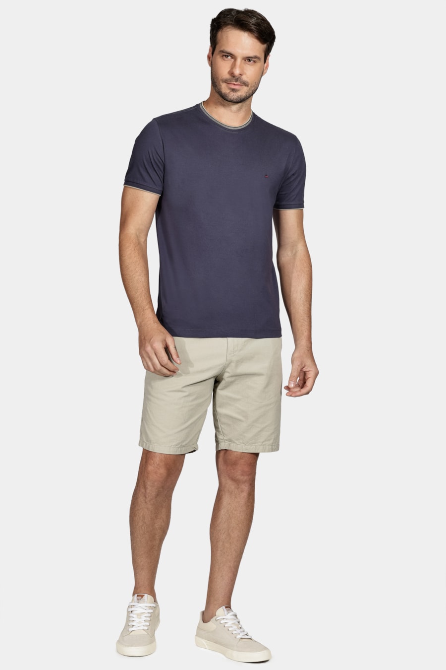 Camiseta Básica Friso na Gola Azul Marinho — foto 2 de 6