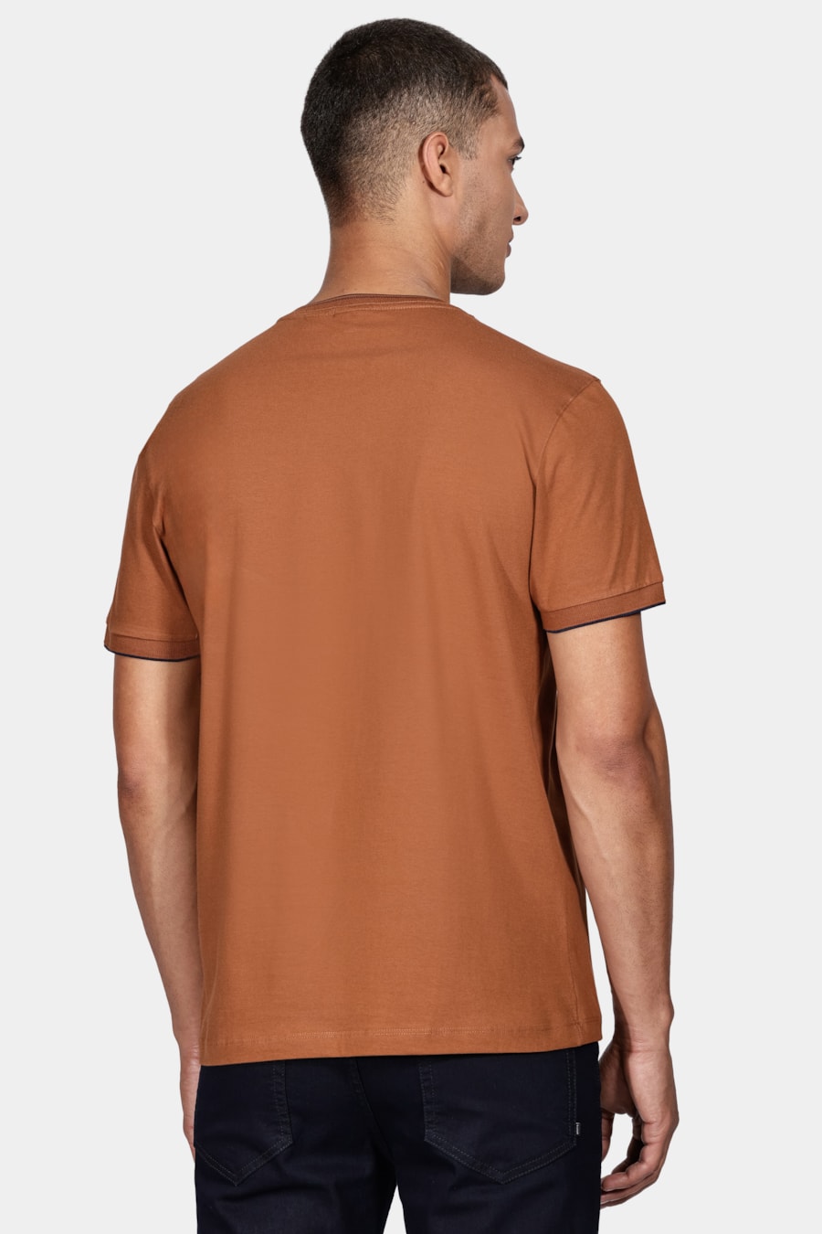 Camiseta Básica Friso na Gola Caramelo — foto 4 de 7