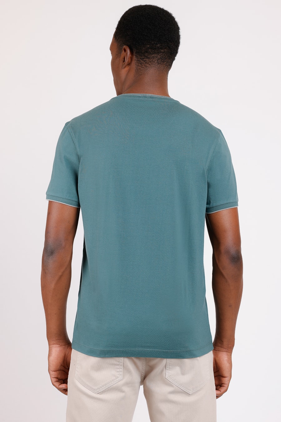 Camiseta Básica Friso na Gola Esmeralda Com Cinza — foto 2 de 2