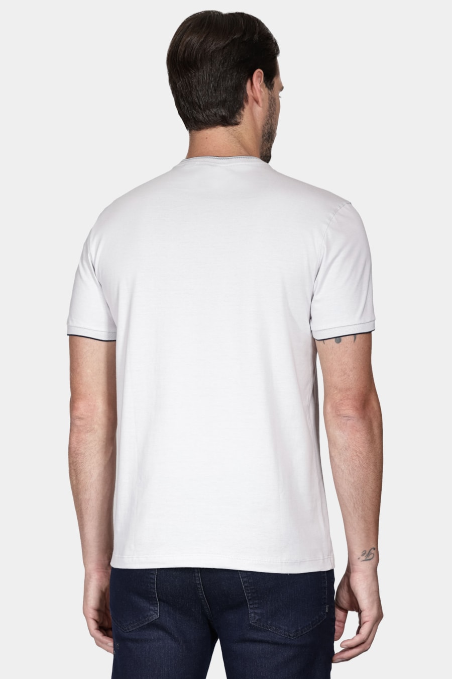 Camiseta Básica Friso na Gola Lunar — foto 4 de 5