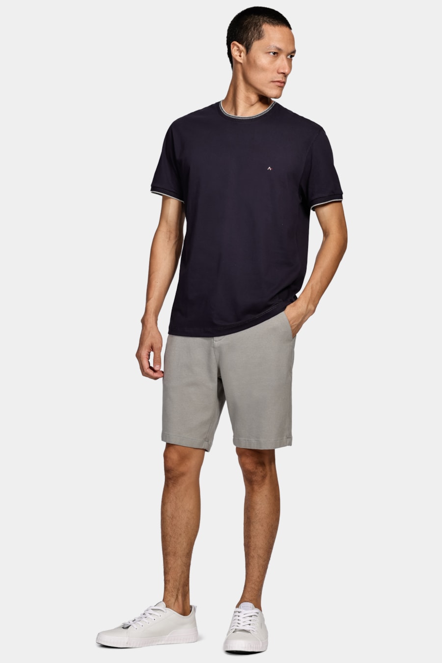 Camiseta Básica Friso na Gola Marinho Com Cinza 113 — foto 2 de 4