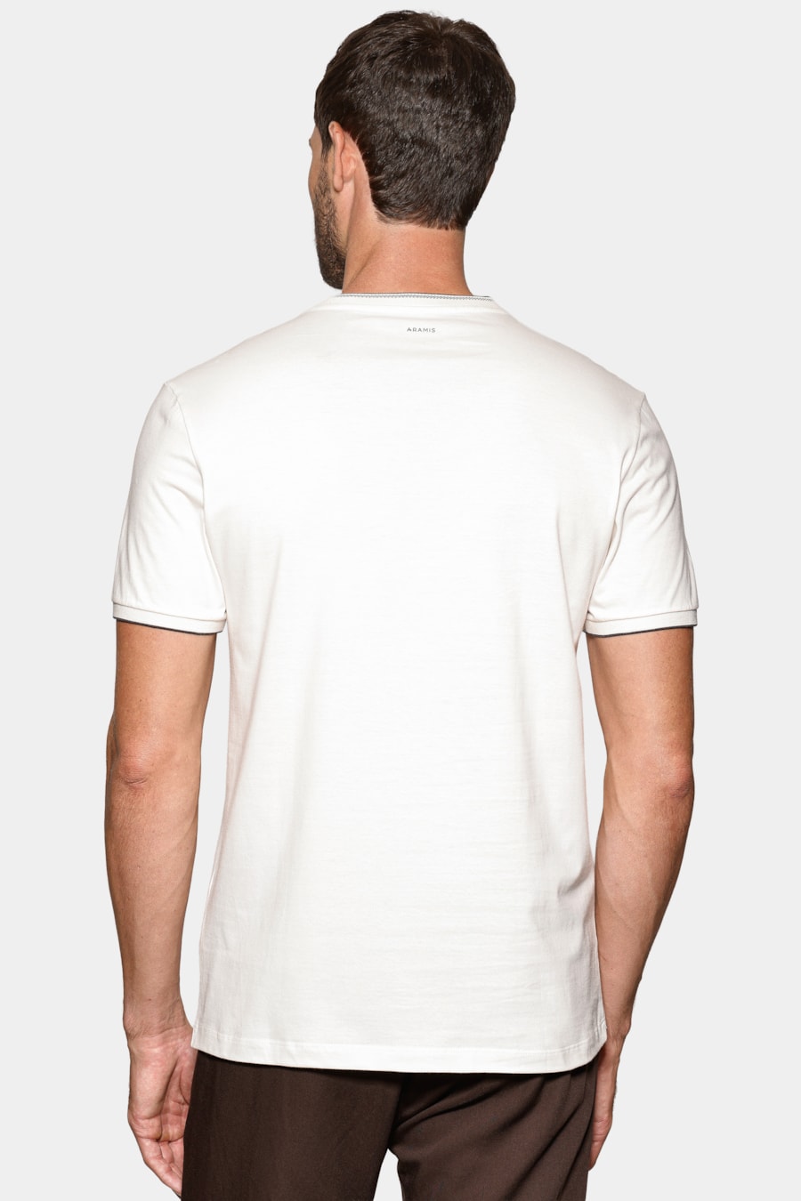 Camiseta Básica Friso na Gola Off White — foto 4 de 5