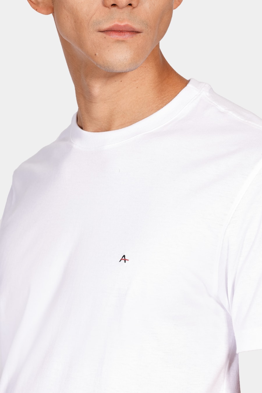 Camiseta Básica Manga Curta Branco — foto 3 de 5