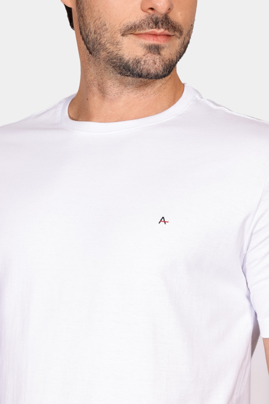 Camiseta Básica Manga Curta Branco — foto 3 de 6