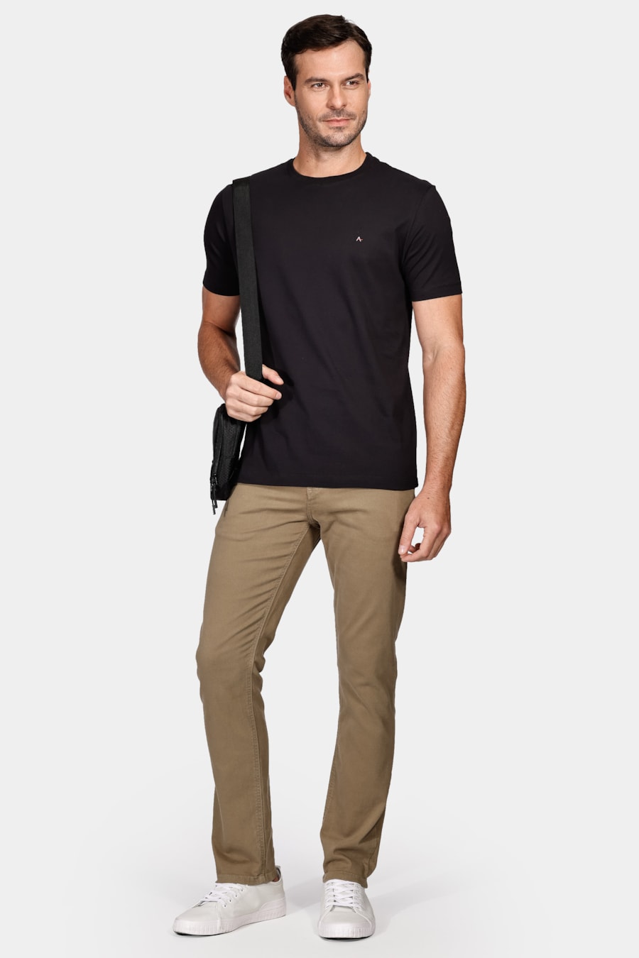 Camiseta Básica Manga Curta Preto — foto 2 de 5