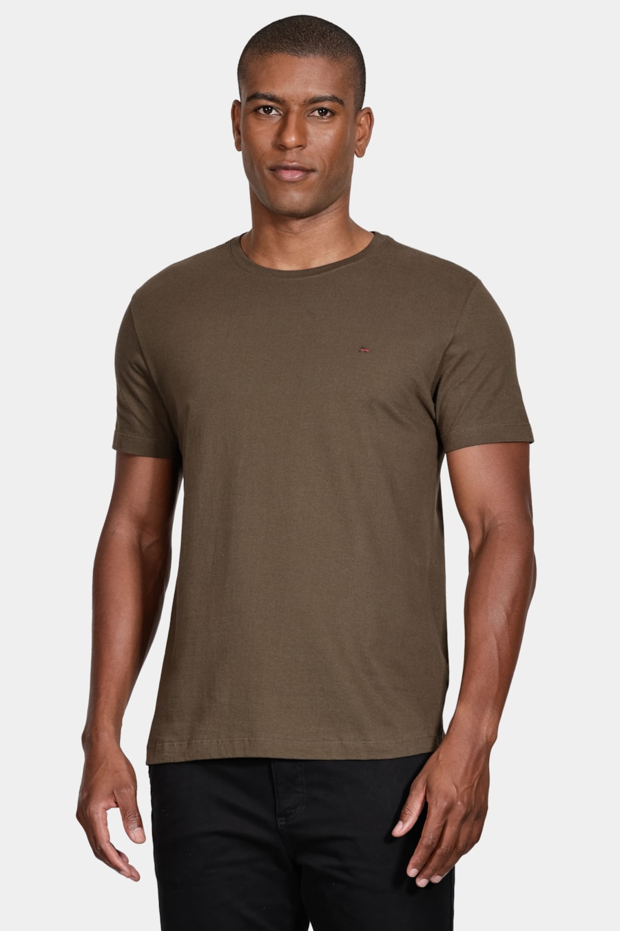 Camiseta Básica Manga Curta Verde Militar — foto 1 de 6