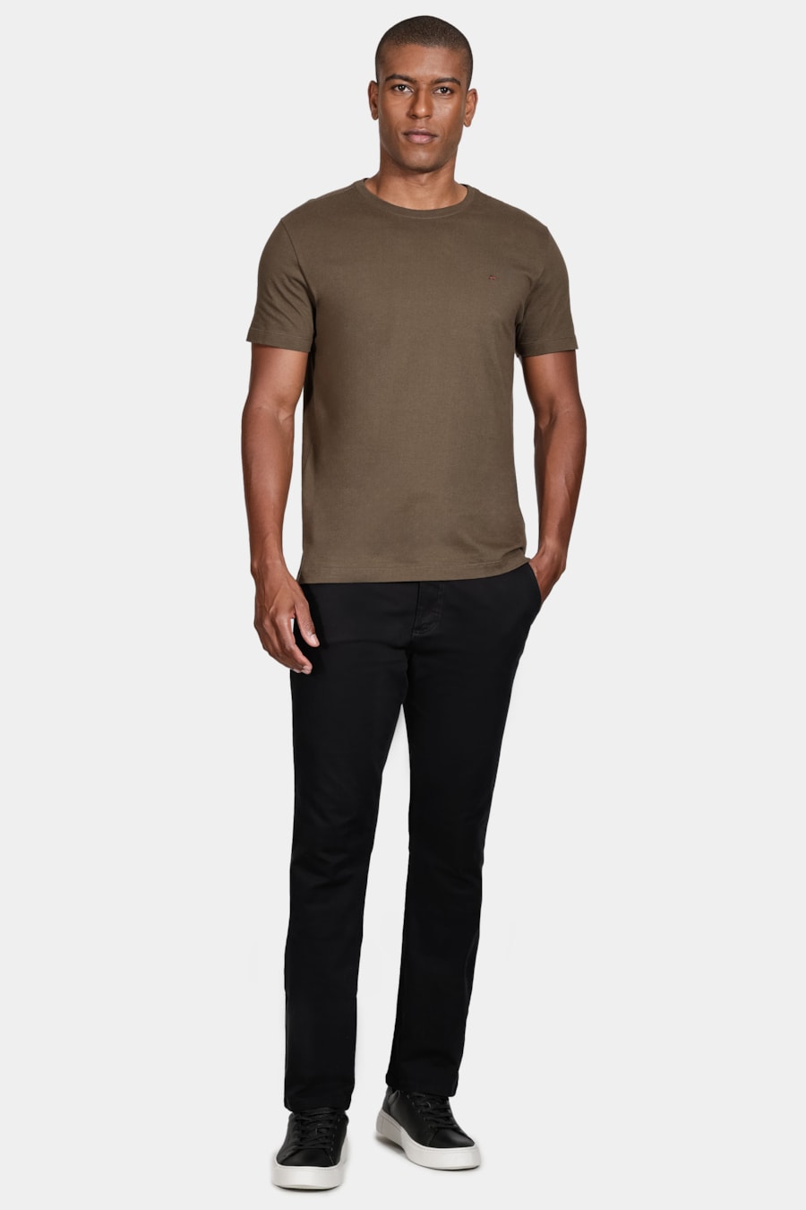 Camiseta Básica Manga Curta Verde Militar — foto 2 de 6