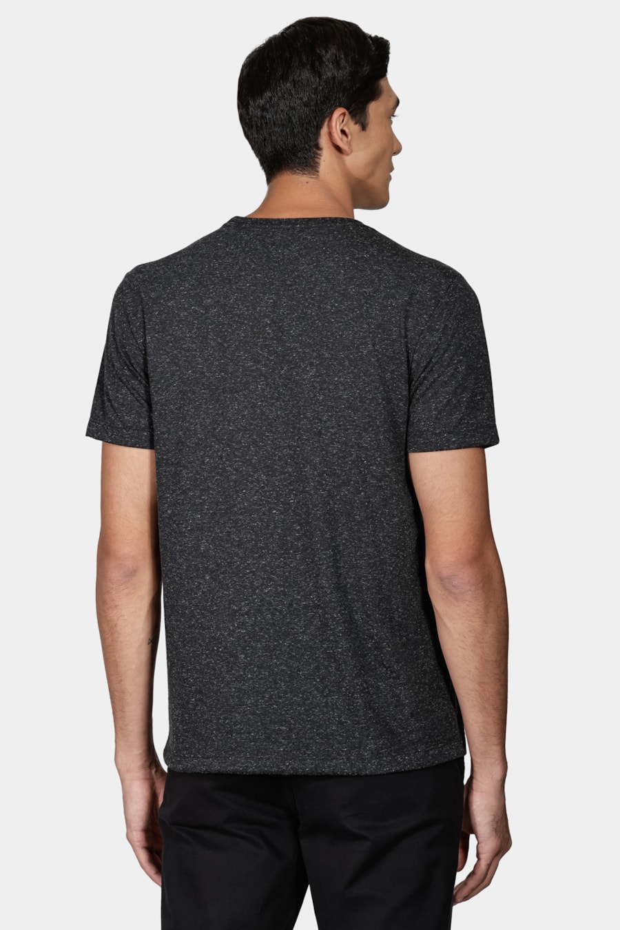 Camiseta Blend Linho Preto — foto 4 de 5