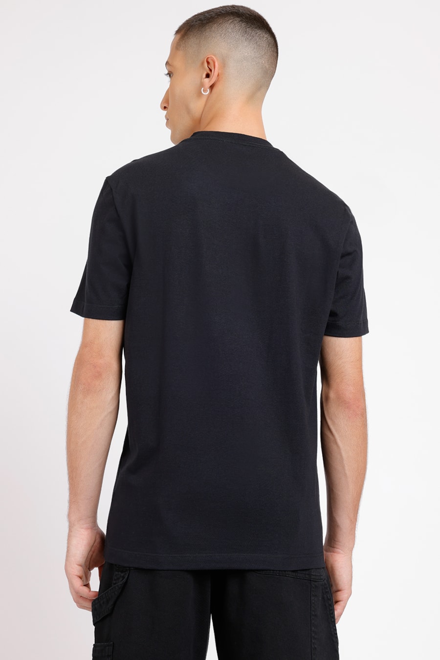 Camiseta Com Estampa Manga Curta Preto — foto 2 de 2