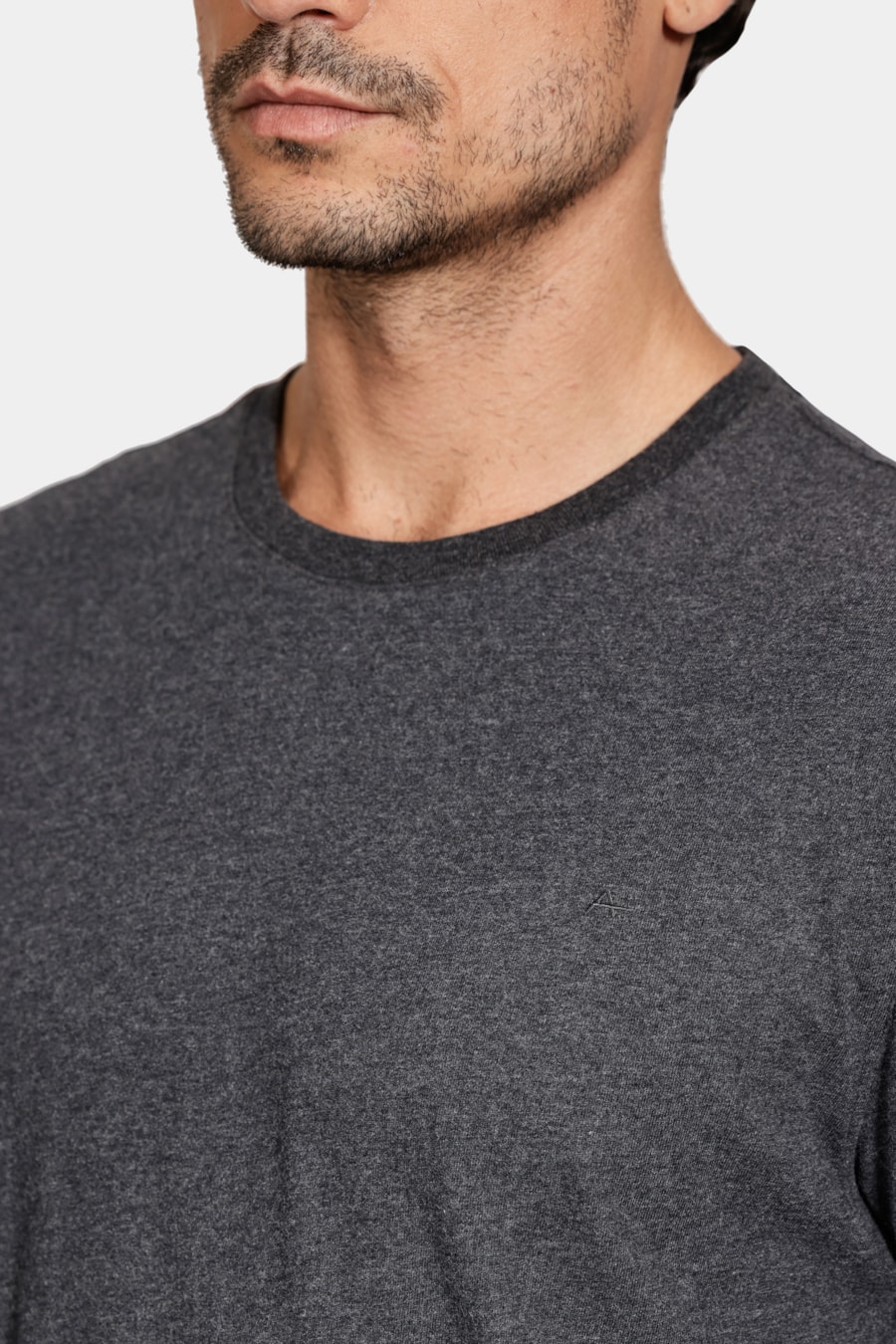 Camiseta Comfort Melange Soft Preto — foto 3 de 5
