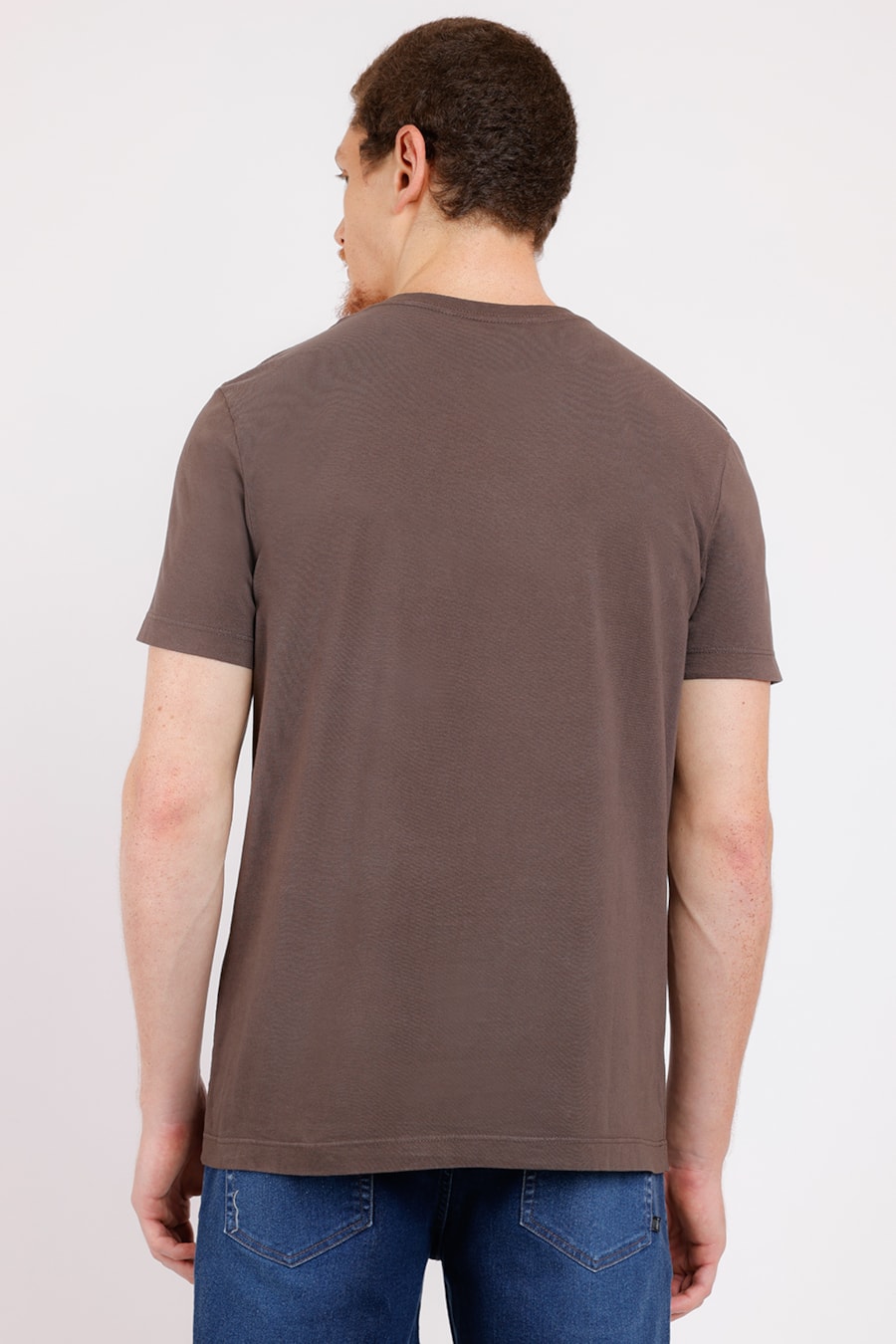 Camiseta Estampa Aramis Cortado Café — foto 2 de 2