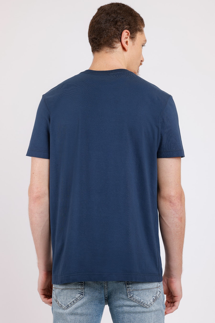 Camiseta Estampa Aramis Cortado Marinho — foto 2 de 2