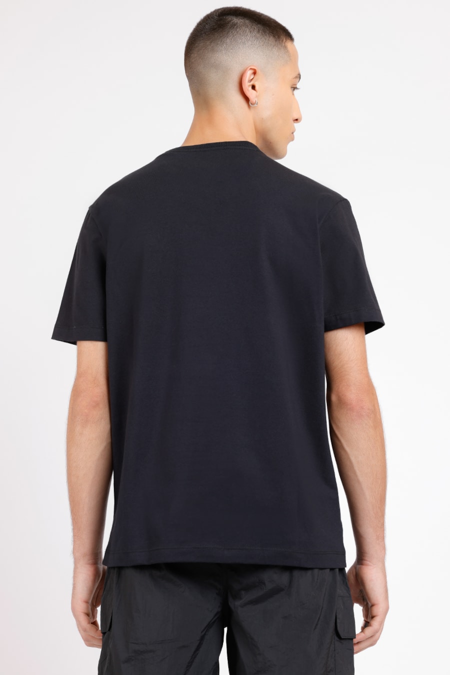 Camiseta Estampa Aramis Reflect Preto — foto 2 de 2