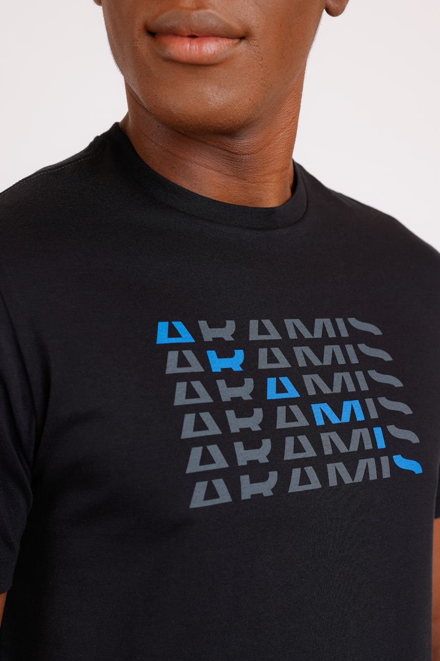 Camiseta Estampa Aramis Repeat Preto — foto 1 de 2
