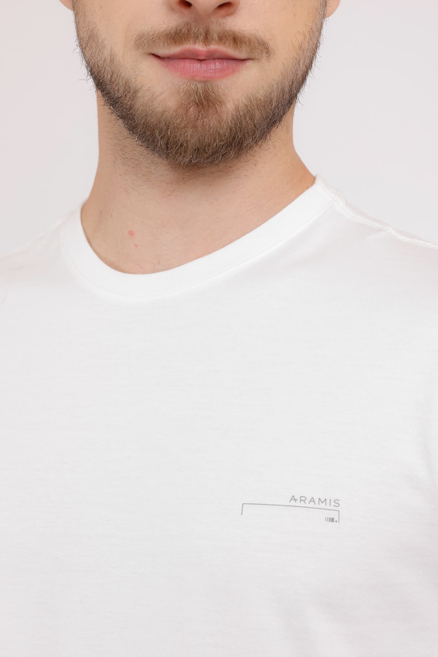 Camiseta Estampa Assinatura Peito Off White — foto 1 de 2