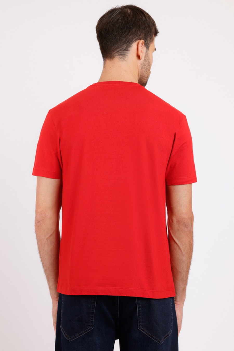 Camiseta Estampa Assinatura Peito Vermelho — foto 2 de 2