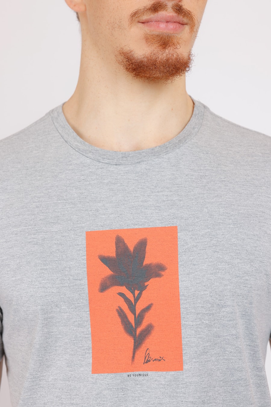 Camiseta Estampa Flower Photo Cinza Mescla — foto 1 de 2
