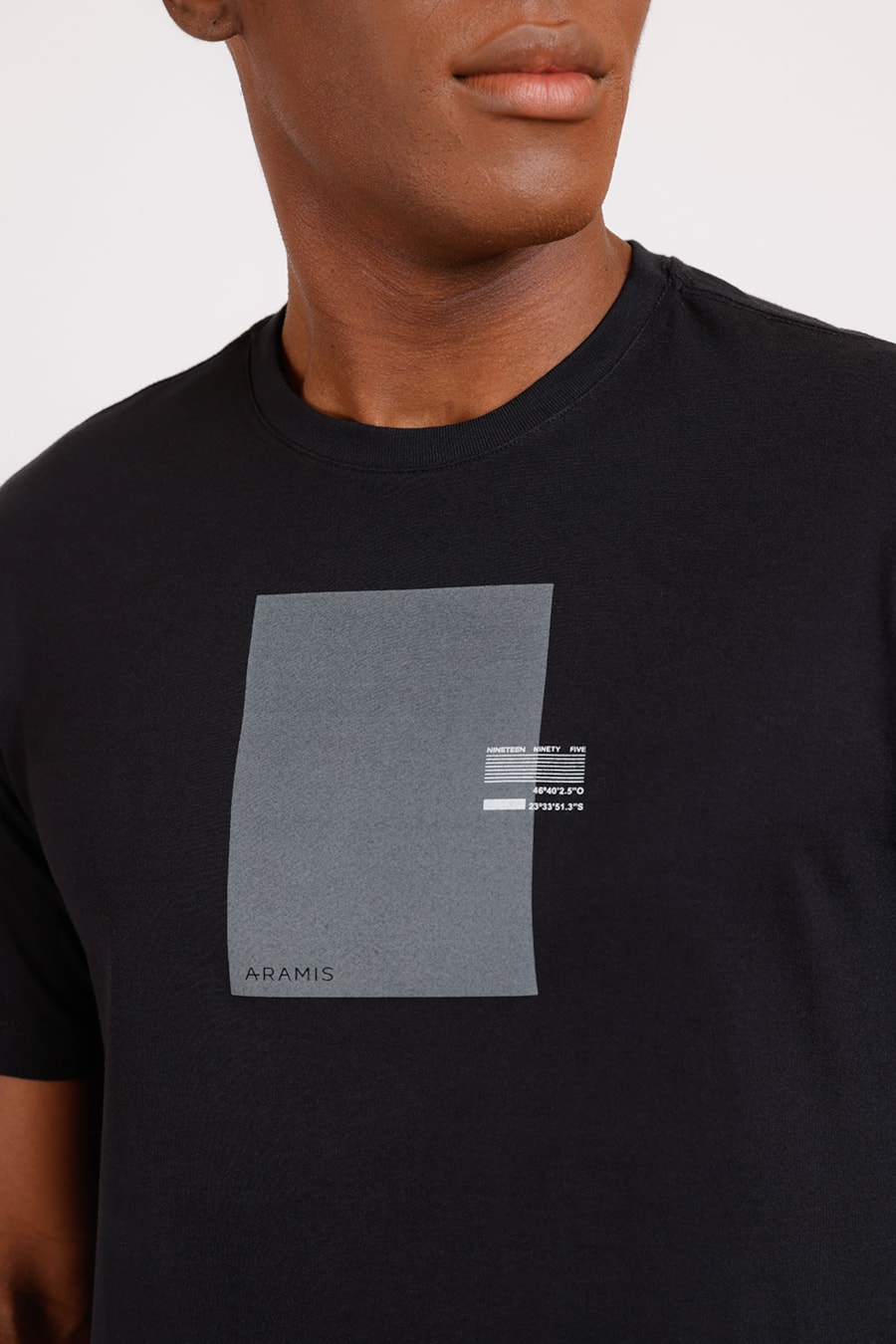 Camiseta Estampa Frame Preto — foto 1 de 2