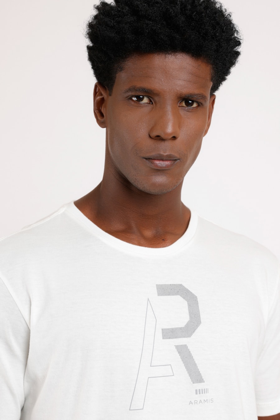 Camiseta Estampa Logo Pinos Off White — foto 1 de 2