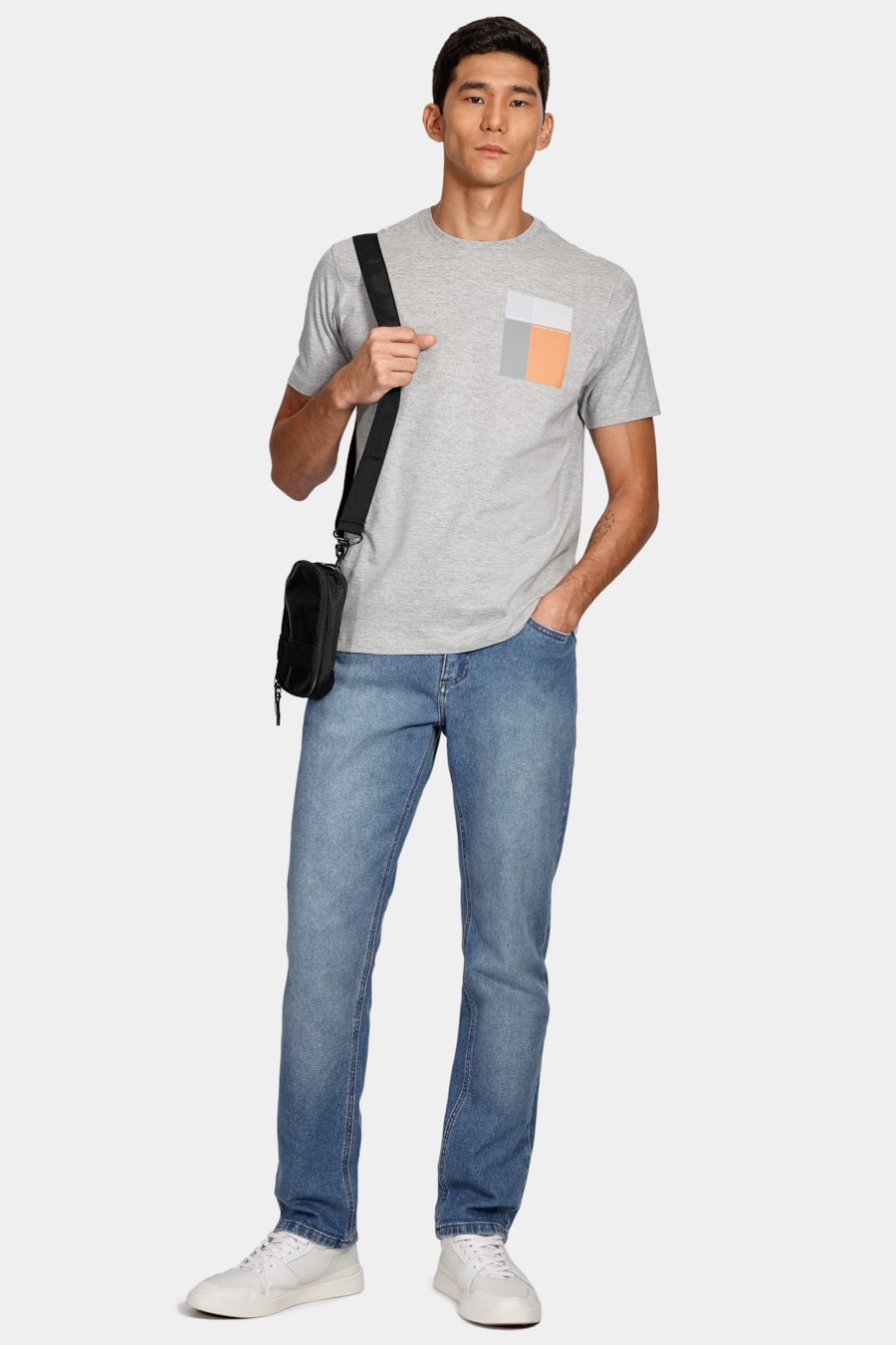 Camiseta Estampa Retângulos Cinza Mescla — foto 2 de 4