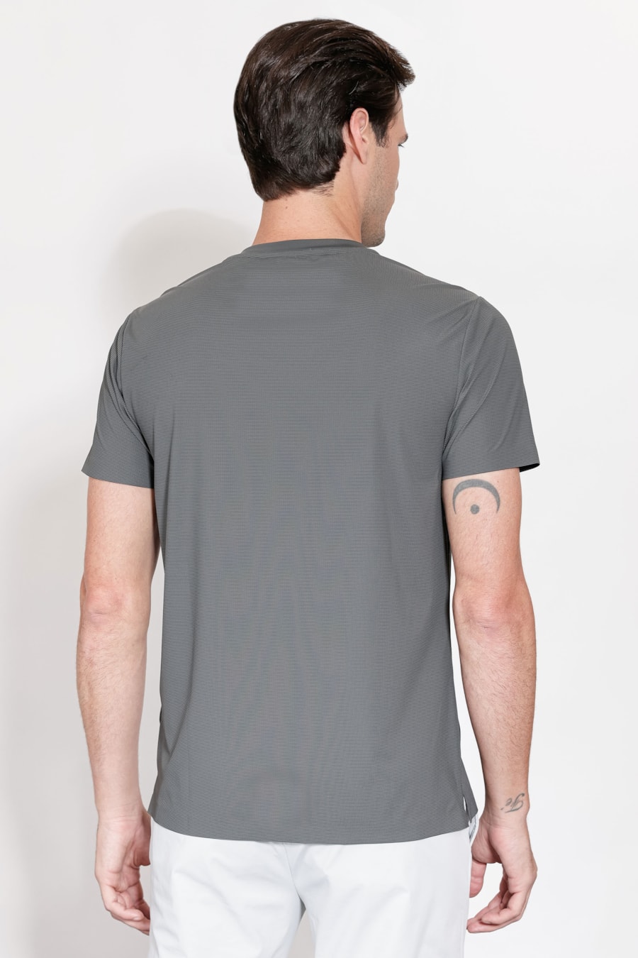 Camiseta Fusionada Piquet Cinza Escuro — foto 4 de 5