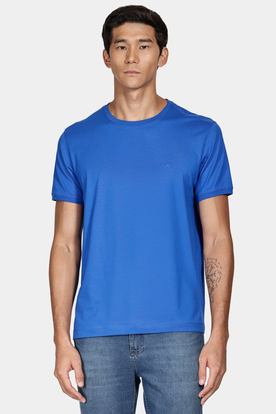 Camiseta Gola Careca de Algodão Pima Azul Royal — foto 1 de 5