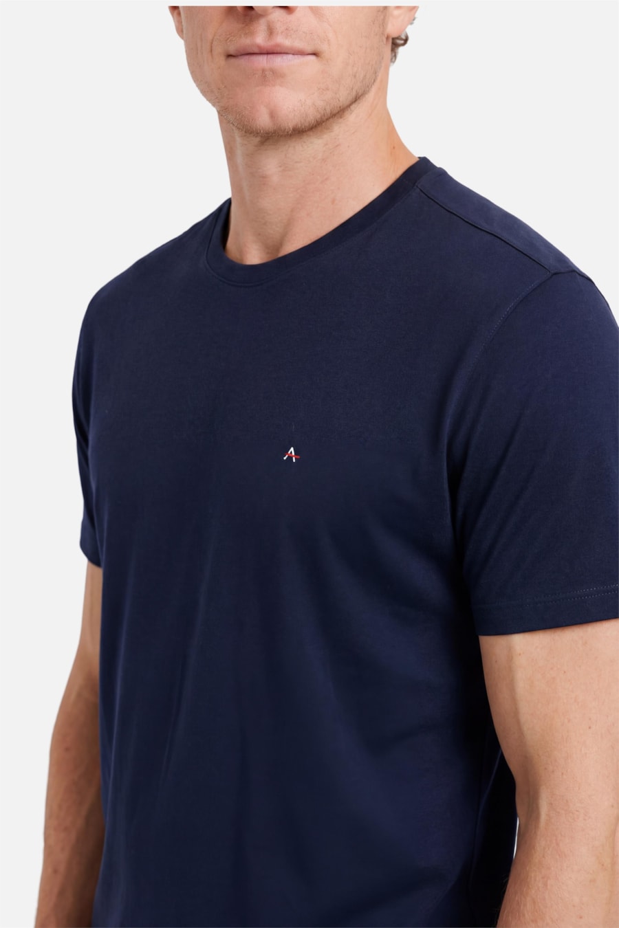 Camiseta Gola Careca Marinho — foto 3 de 4