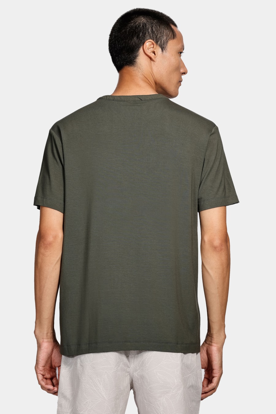 Camiseta Gola Portuguesa Lisa Verde Folha Seca — foto 4 de 4