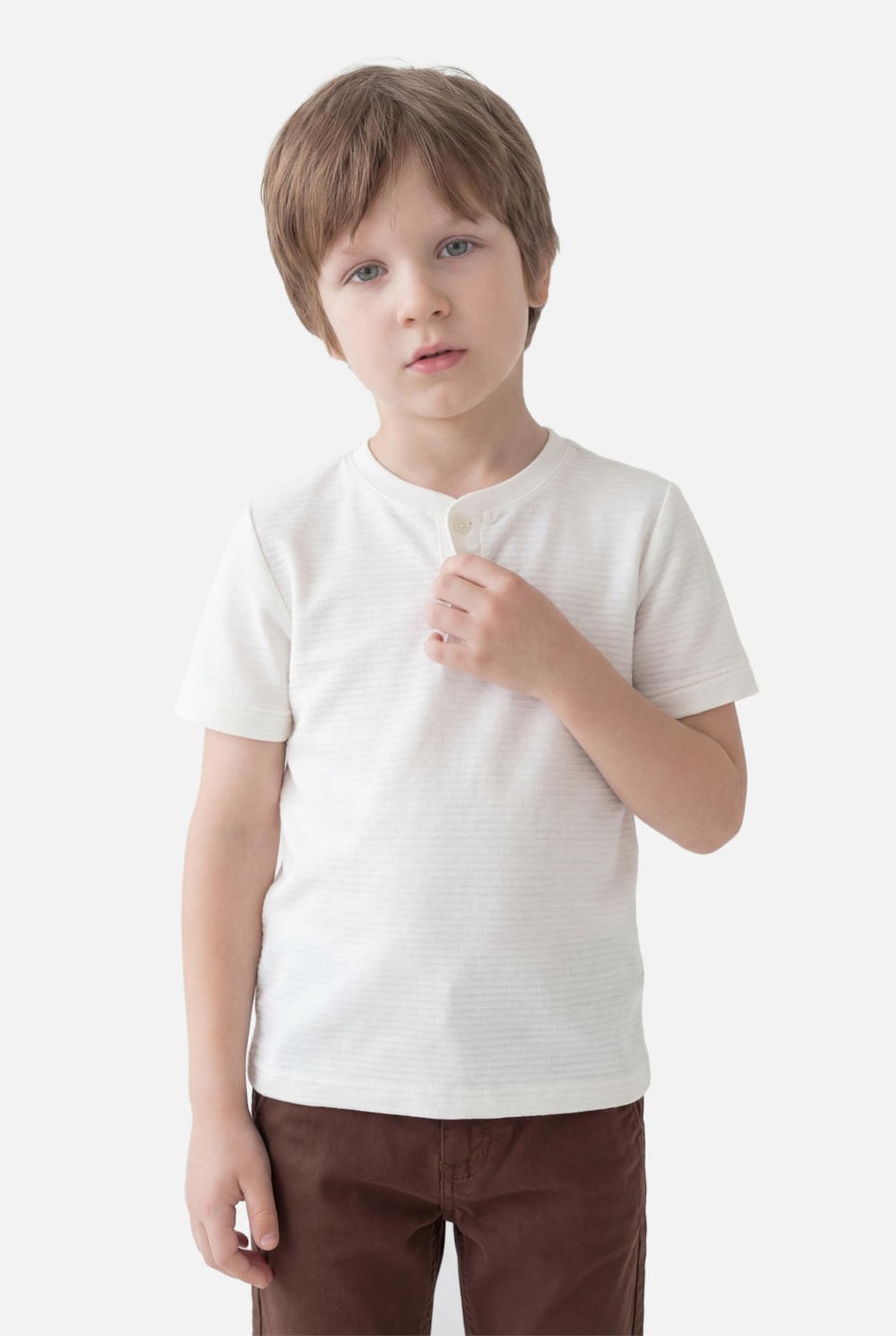 Camiseta Infantil Henley Textura Amendoa — foto 2 de 4