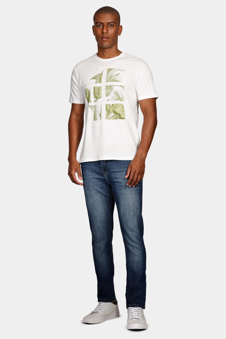 Camiseta Lírio Estampa Fotografia Off White — foto 2 de 4